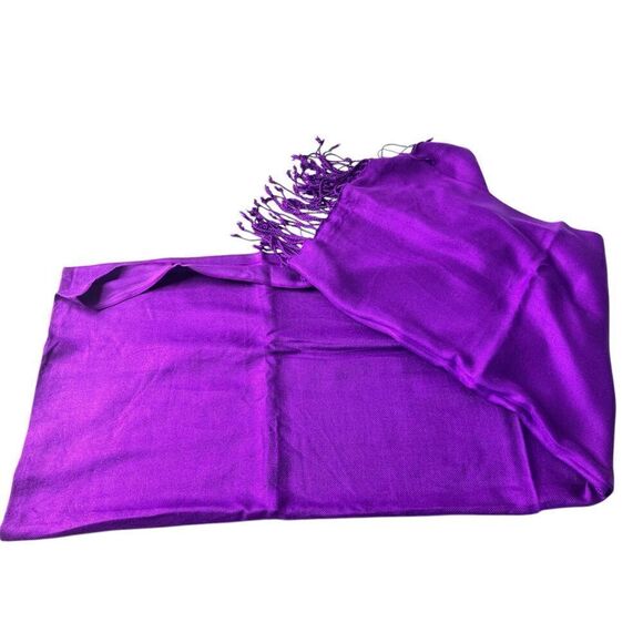 Womens Solid Fringe Edge Boho Soft Wrap Scarf Purple Size 80" x 50" - Picture 1 of 5